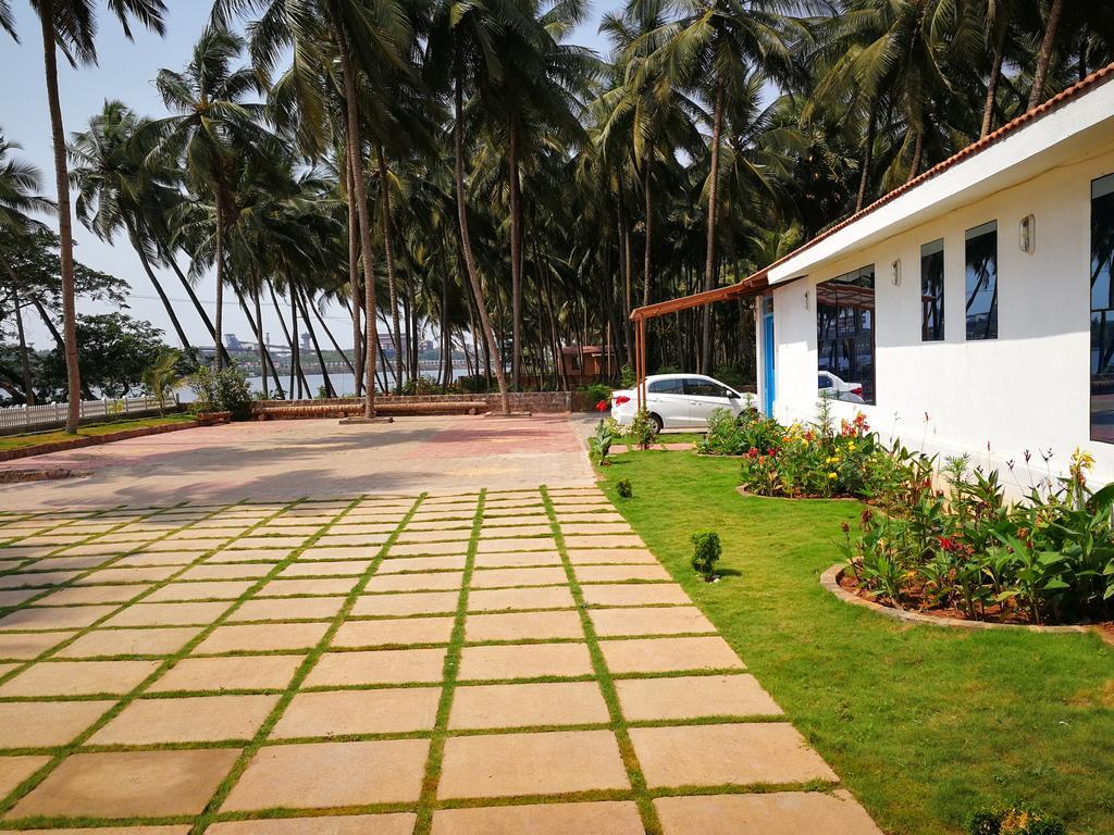 Nisarga Nirvana River House Mangalore Buitenkant foto